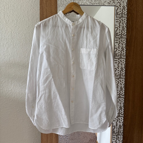 Men's UNIQLO white linen button down shirt, small - Picture 1 of 5